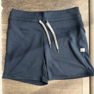 Vuori navy shorts
